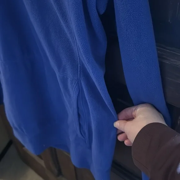 Women’s Columbia fleece hoodie size medium - Picture 5 of 5